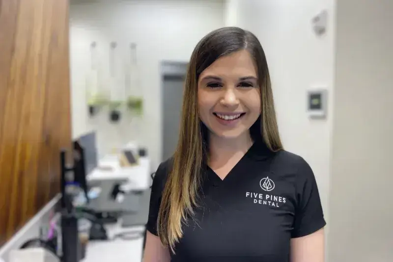 Dentist-In-Portland-OR-Why-Does-My-Composite-Bonding-Keep-Chipping